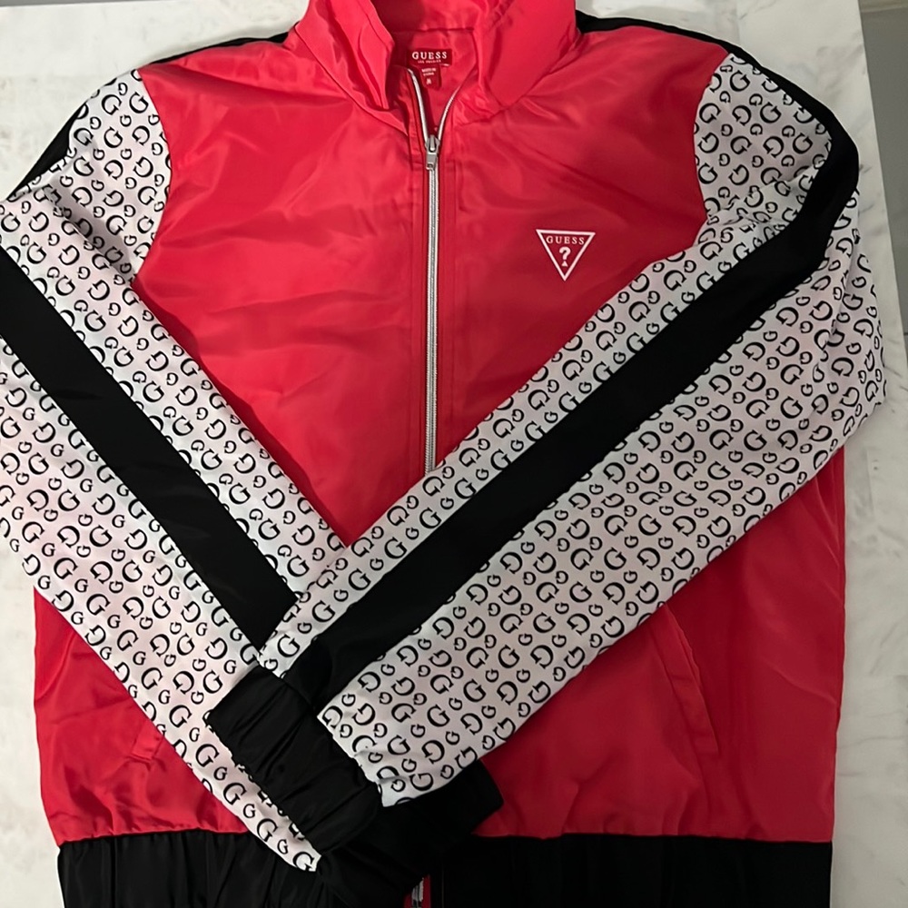 Guess. M women jacket.
